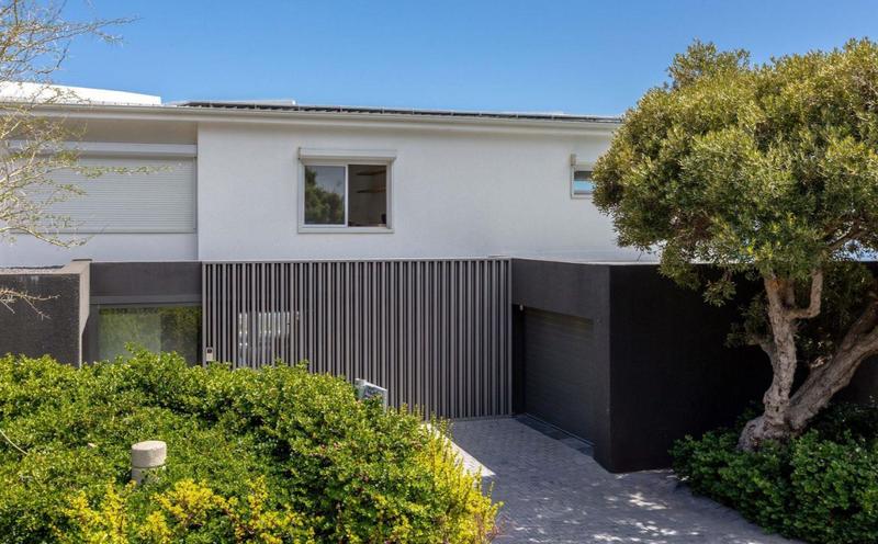 4 Bedroom Property for Sale in Llandudno Western Cape